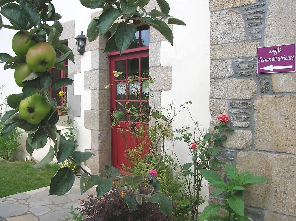 Les Logis De Ste Croix Bed & Breakfast Josselin